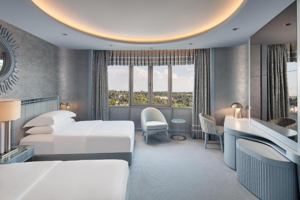 هتل شرایتون کانونشن سنتر